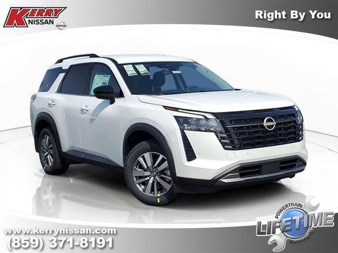 New 2026 Nissan Pathfinder SL AWD/4WD image 1