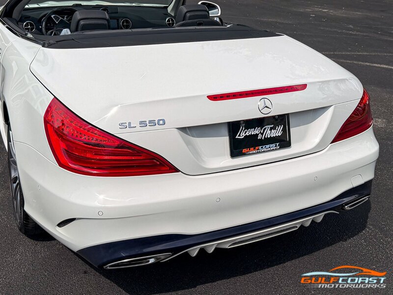Used 2019 Mercedes-Benz SL 550 w/ Driver Assistance Package image 49
