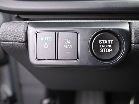 Used 2024 Porsche Panamera 4 image 19