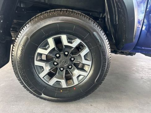 Used 2022 Toyota Tacoma TRD Off-Road w/ Technology Package image 34