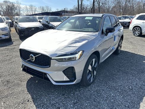 New 2025 Volvo XC60 T8 Plus w/ Climate Package image 7