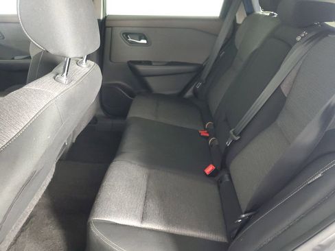 Used 2023 Nissan Rogue SV image 13