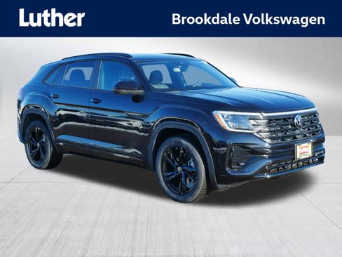 New 2026 Volkswagen Atlas Cross Sport SEL R-Line AWD/4WD image 1