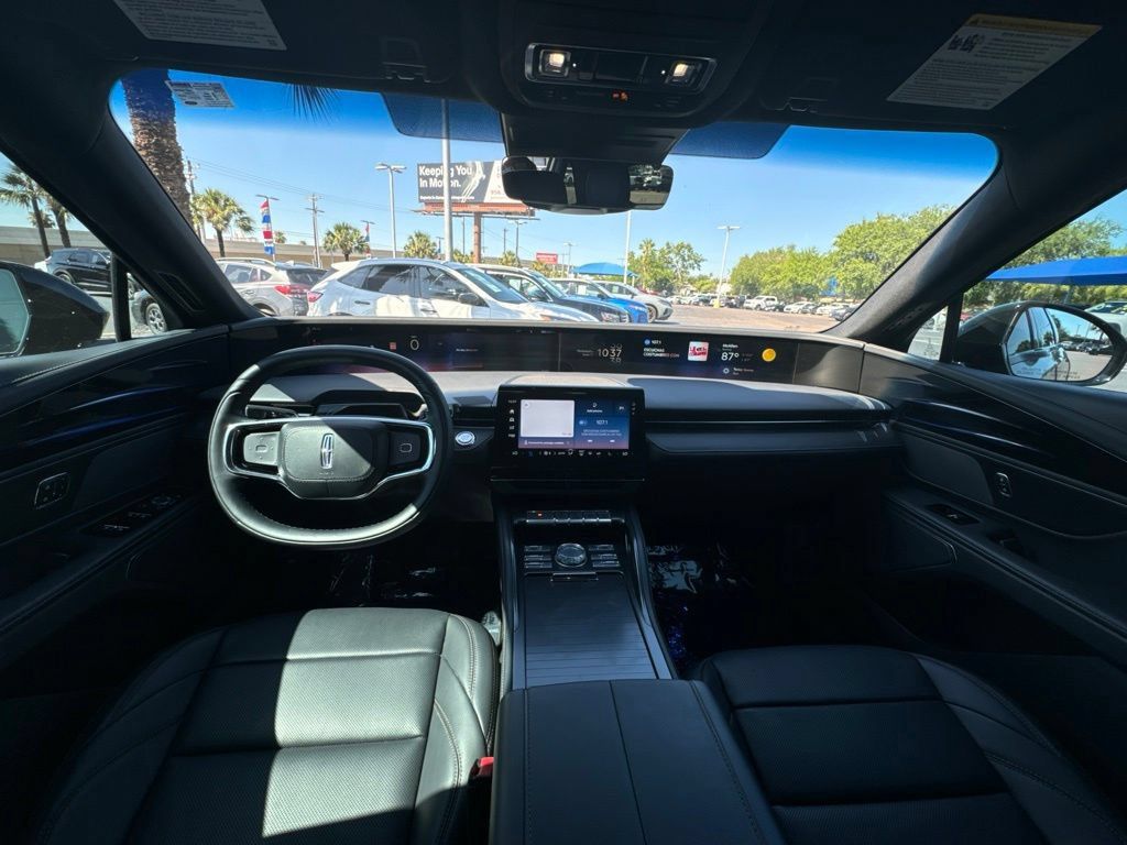 Certified 2024 Lincoln Nautilus Premier w/ Jet Appearance Package AWD/4WD image 16