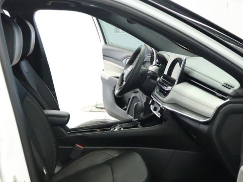 Used 2023 Jeep Compass Limited AWD/4WD image 21