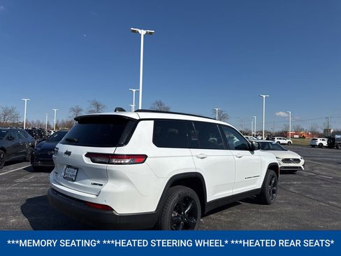 Used 2022 Jeep Grand Cherokee L Limited w/ Black Appearance Package image 7