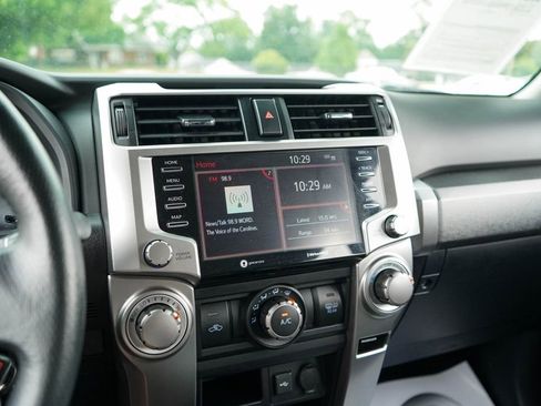 Used 2021 Toyota 4Runner SR5 RWD image 7