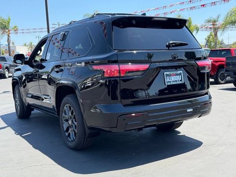 New 2026 Toyota Sequoia Platinum AWD/4WD image 8