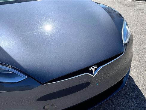 Used 2018 Tesla Model S 75D image 32