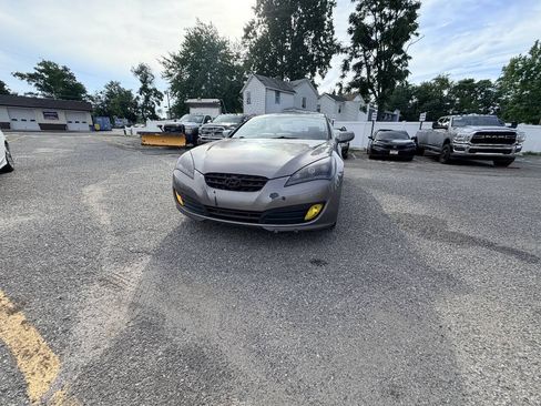 Used 2010 Hyundai Genesis 2.0T RWD image 18