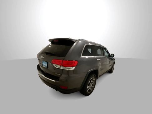 Used 2018 Jeep Grand Cherokee Limited image 8