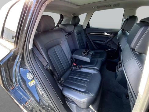 Used 2018 Audi Q5 2.0T Premium Plus AWD/4WD image 28
