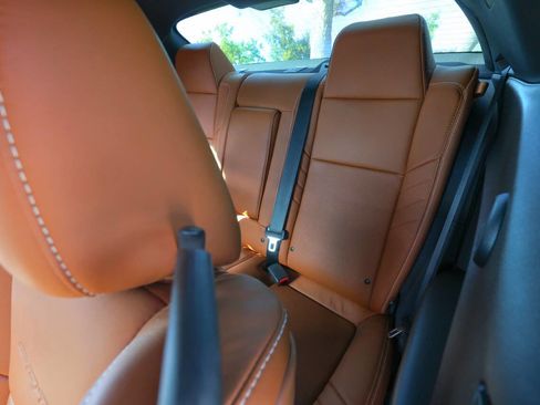 Used 2015 Dodge Challenger SRT Hellcat image 91