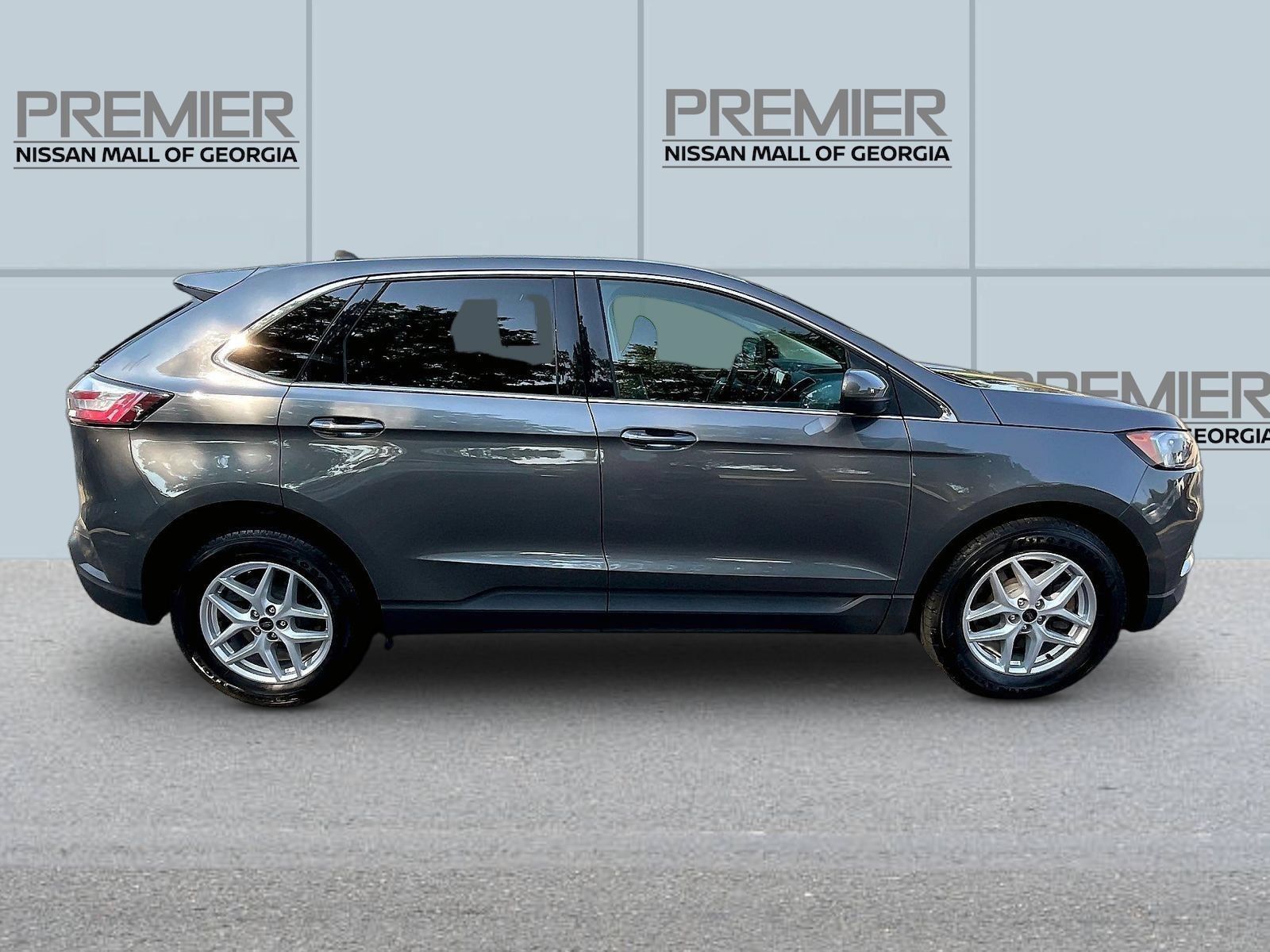 Used 2024 Ford Edge SEL AWD/4WD image 8