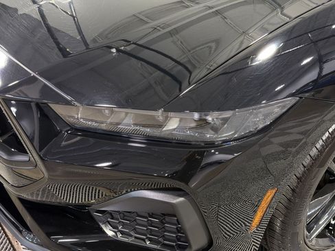 Used 2025 Ford Mustang GT Premium RWD image 13
