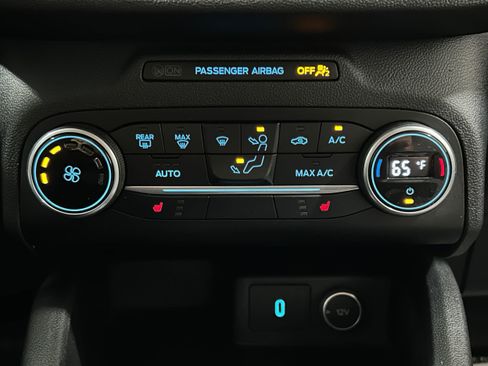Used 2020 Ford Escape SE AWD/4WD image 8