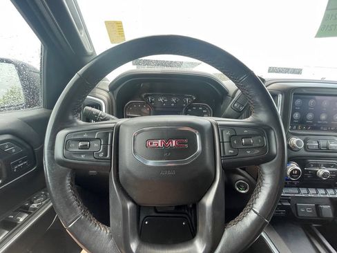 Used 2022 GMC Sierra 1500 AT4 w/ AT4 Premium Package AWD/4WD image 13