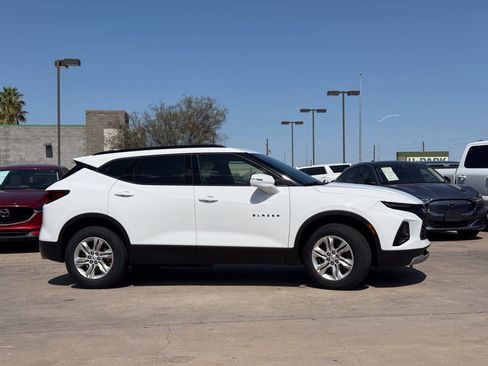Used 2021 Chevrolet Blazer LT FWD image 4