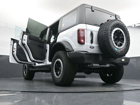 New 2026 Ford Bronco Outer Banks w/ Sasquatch Package AWD/4WD image 37