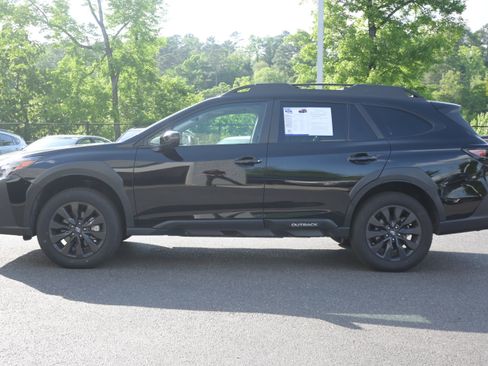 Certified 2025 Subaru Outback Onyx Edition AWD/4WD image 6