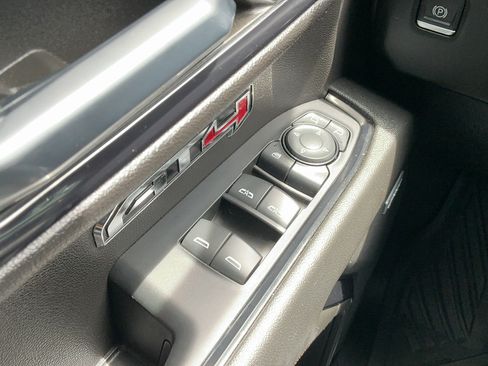 Used 2024 GMC Sierra 1500 AT4 w/ Technology Package AWD/4WD image 14
