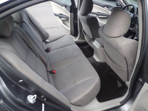 Used 2011 Honda Accord LX image 11