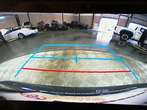 Used 2024 Toyota Corolla SE image 29