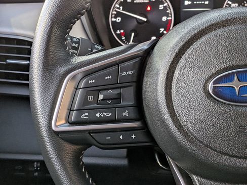 Used 2025 Subaru Outback Premium image 15