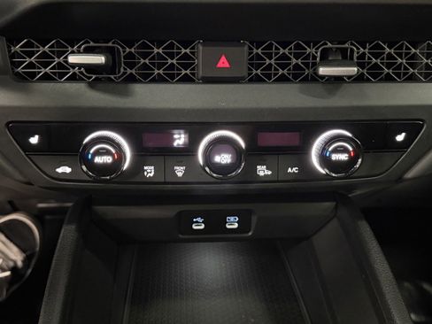 Used 2023 Honda Accord EX image 34