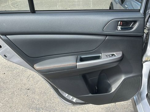 Used 2016 Subaru Crosstrek 2.0i Limited image 21