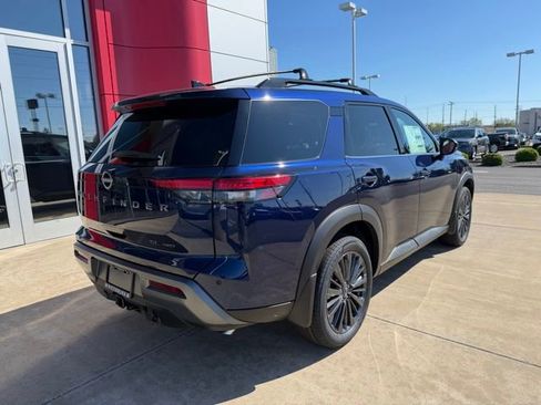 New 2026 Nissan Pathfinder SL w/ SL Premium Package image 4