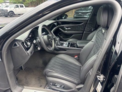 Used 2022 Bentley Flying Spur V8 AWD/4WD image 11
