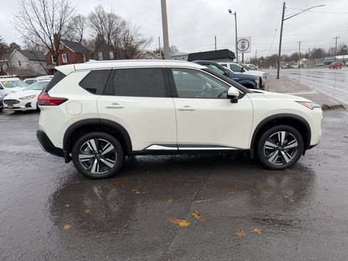 Used 2023 Nissan Rogue Platinum w/ Platinum Premium Package image 6