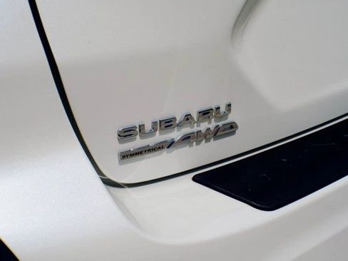 Used 2025 Subaru Crosstrek 2.0i Premium AWD/4WD image 14