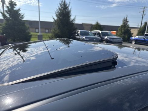 Used 2025 Toyota Camry SE w/ Multimedia Upgrade Package image 17