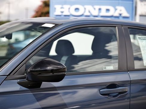 New 2026 Honda Civic FWD Hybrid Sedan image 6