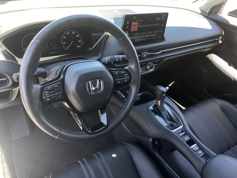 Used 2024 Honda HR-V EX-L image 18