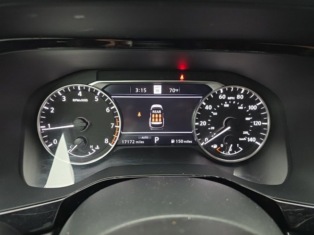 Used 2024 Nissan Pathfinder SL w/ Lighting Package (N92) AWD/4WD image 23