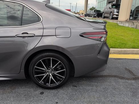 Used 2023 Toyota Camry SE w/ Convenience Package FWD image 24