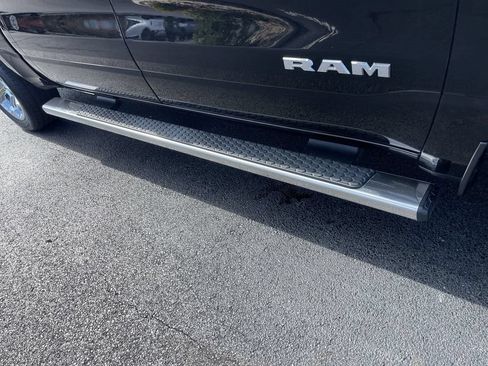 Used 2022 RAM 1500 Big Horn AWD/4WD image 36