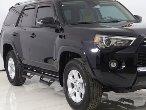 Used 2024 Toyota 4Runner SR5 Premium image 39