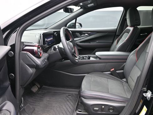 Used 2024 Chevrolet Blazer EV RS image 11