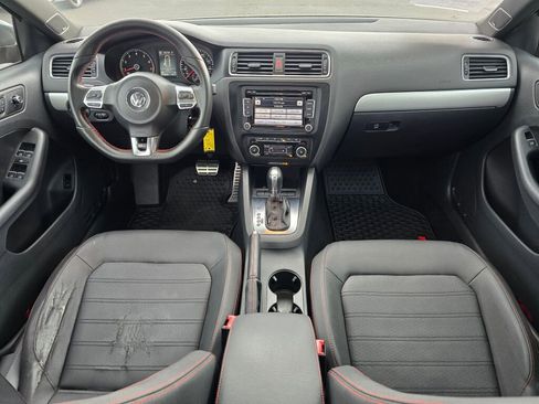 Used 2012 Volkswagen Jetta GLI image 9