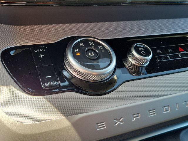 New 2027 Ford Expedition Max Active RWD image 29