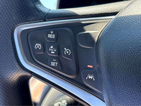 Used 2022 Chevrolet Equinox LT FWD image 10