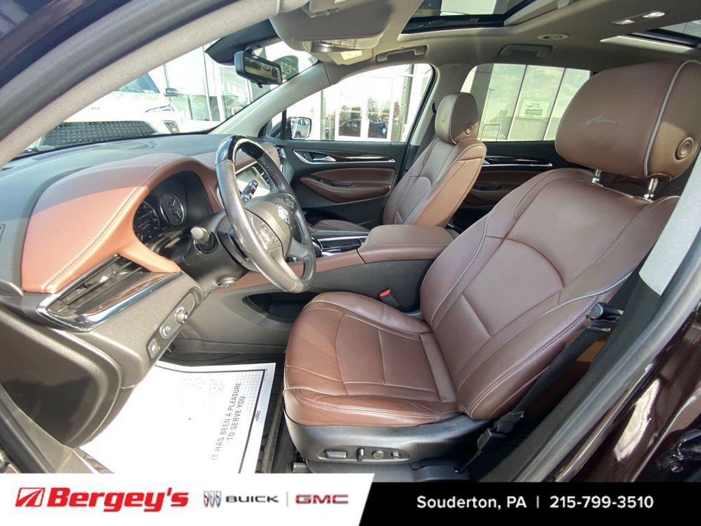 Used 2021 Buick Enclave Avenir w/ Avenir Technology Package AWD/4WD image 22