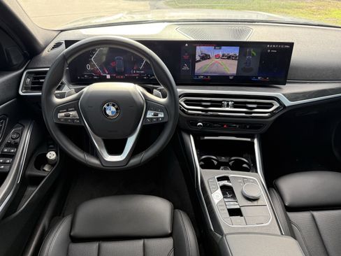 Used 2024 BMW 330i Sedan w/ Convenience Package image 14