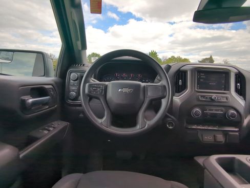 Used 2023 Chevrolet Silverado 1500 Custom w/ Rally Edition AWD/4WD image 16