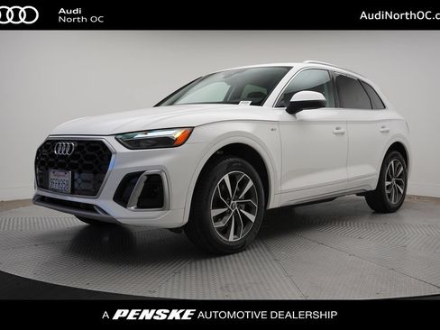 Used 2023 Audi Q5 2.0T Premium w/ Convenience Package AWD/4WD image 1