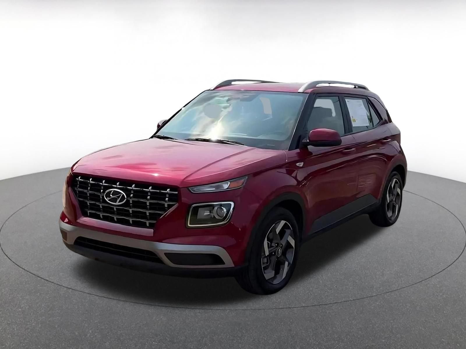 Used 2026 Hyundai Venue SEL FWD image 6